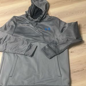 Men’s under armour hoodie